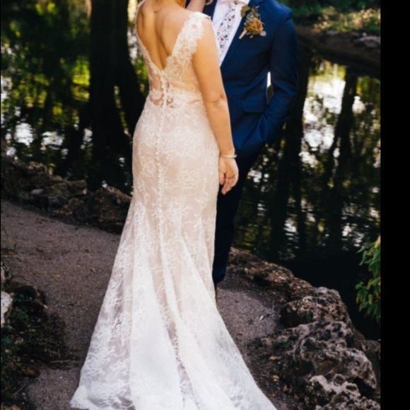 NWT Liancarlo Original Wedding Gown Style #6870 - Picture 3 of 9